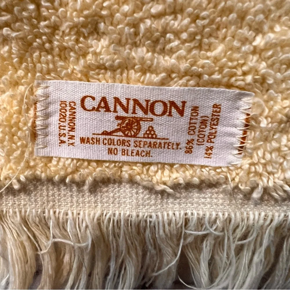 1970s Cannon Mushroom Yellow Kitchen Hand Towel Terry Fringe Vintage MCM